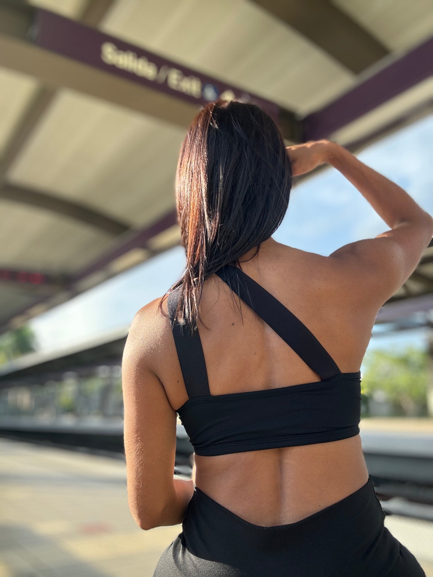 BLACK MARCELINA SPORT BRA